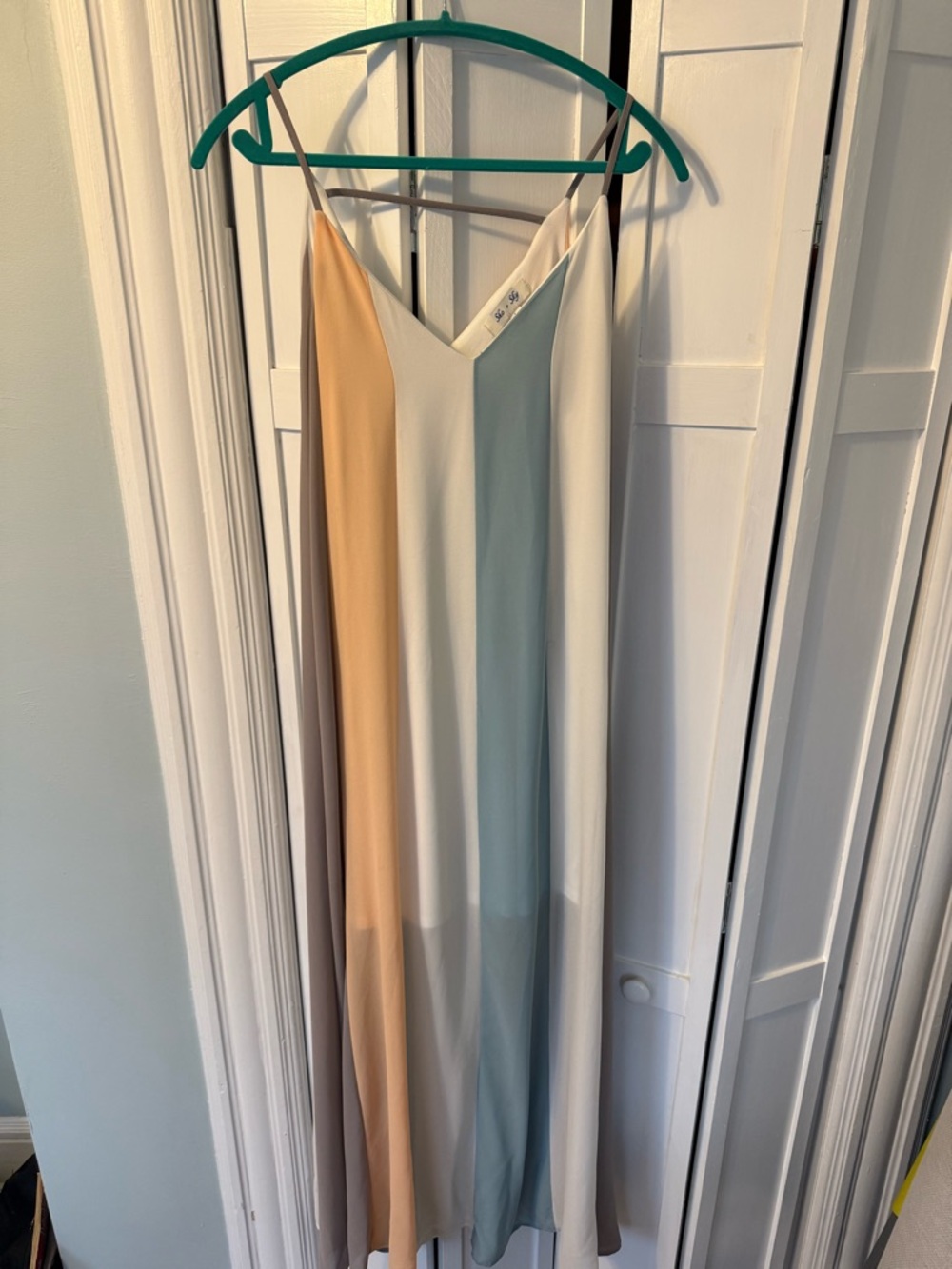 She + Sky Colorblock V-Neck Maxi Dress in Cream, Sage & Tan